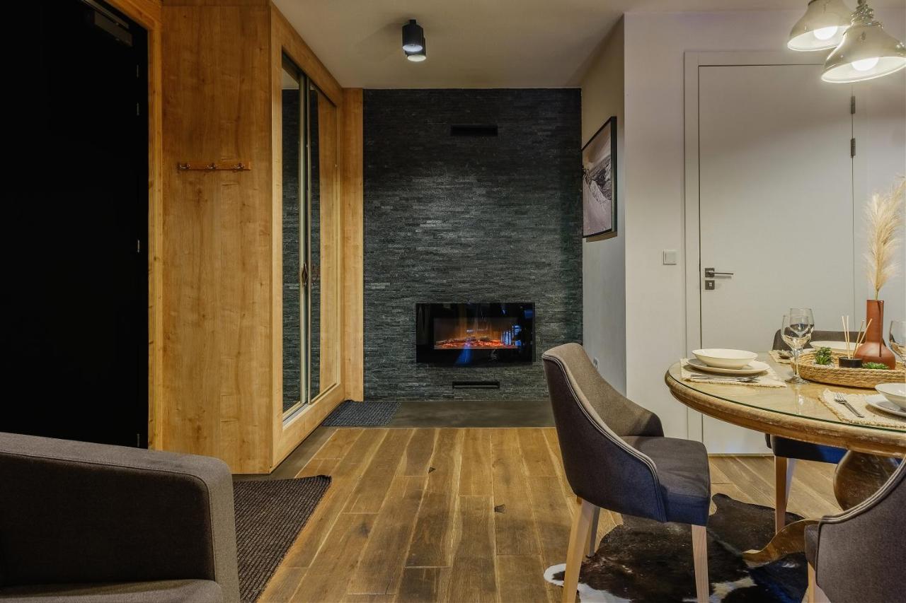 Apartment Pod Giewontem Gawra - Piekny Z Tarasem, Sauna I Jacuzzi W Cenie Pobytu - 5 Min Pieszo Do Krupowek *