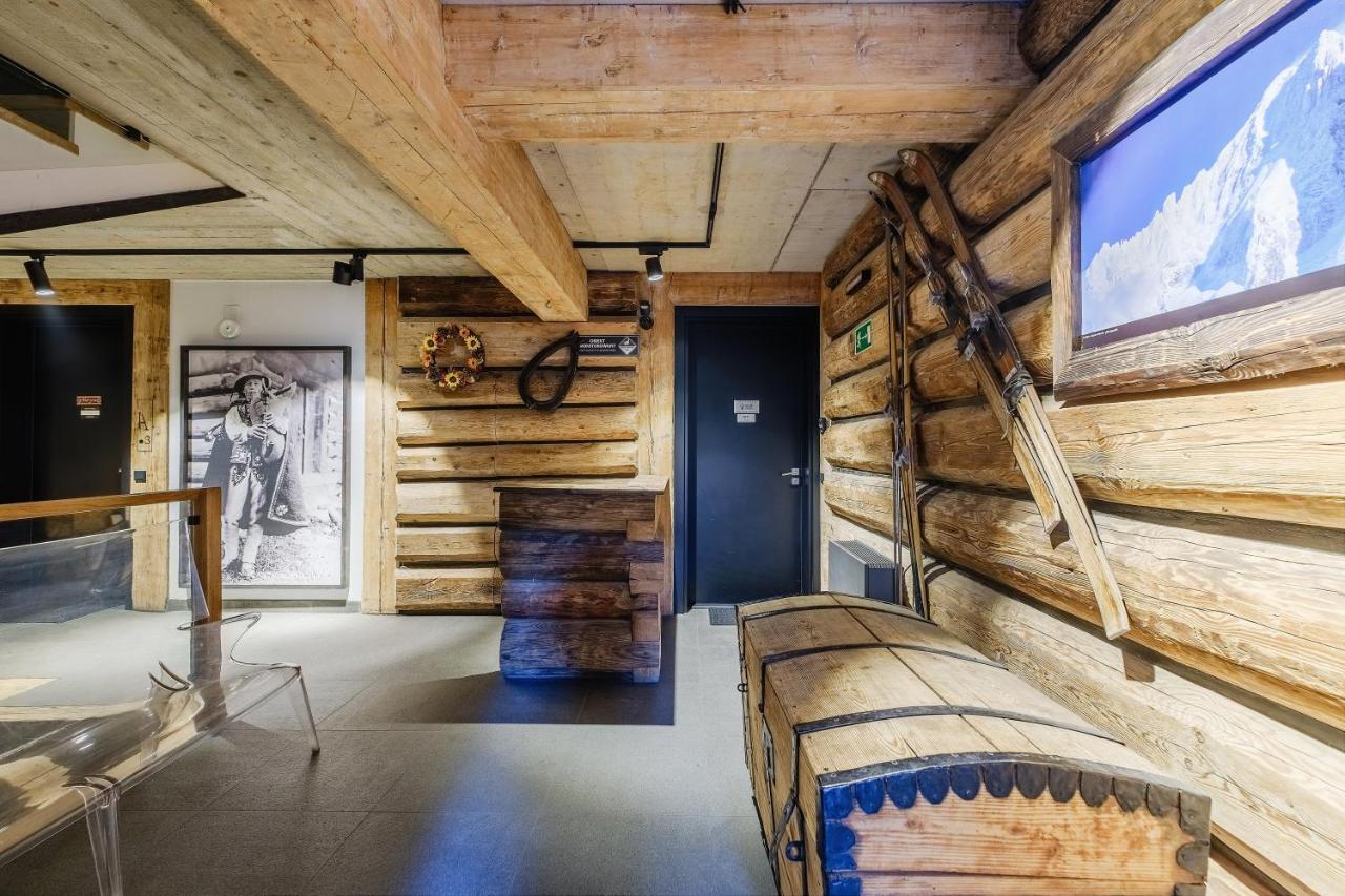Apartment Pod Giewontem Gawra - Piekny Z Tarasem, Sauna I Jacuzzi W Cenie Pobytu - 5 Min Pieszo Do Krupowek Zakopane